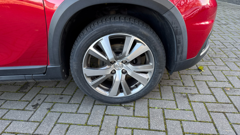 Peugeot 2008 1.2 PureTech 110 Allure Premium 5dr Petrol Estate